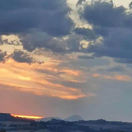 Apartament Mansarda Vista Colline Entroterra Marchigiano Ponzano di Fermo